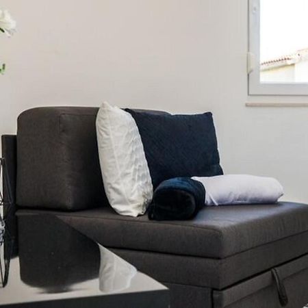 Apartments Zdeslav Rogoznica  Bagian luar foto