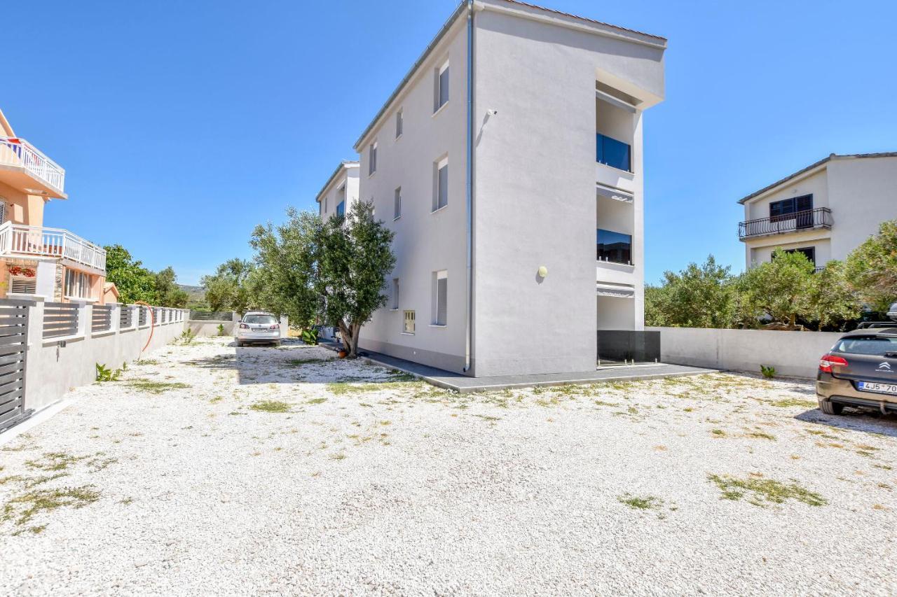 Apartments Zdeslav Rogoznica  Bagian luar foto