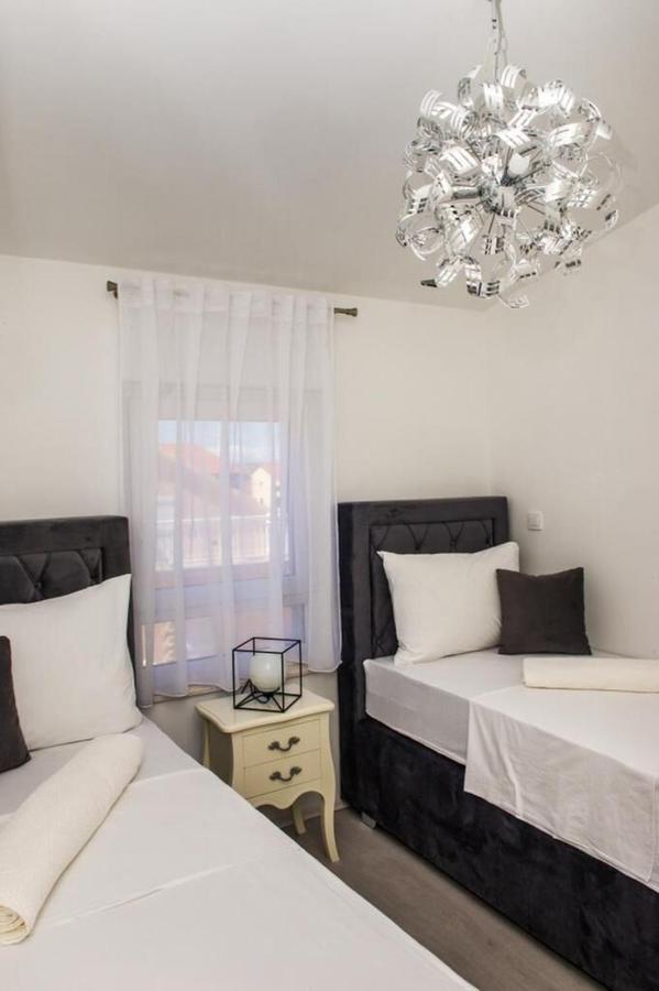 Apartments Zdeslav Rogoznica  Bagian luar foto