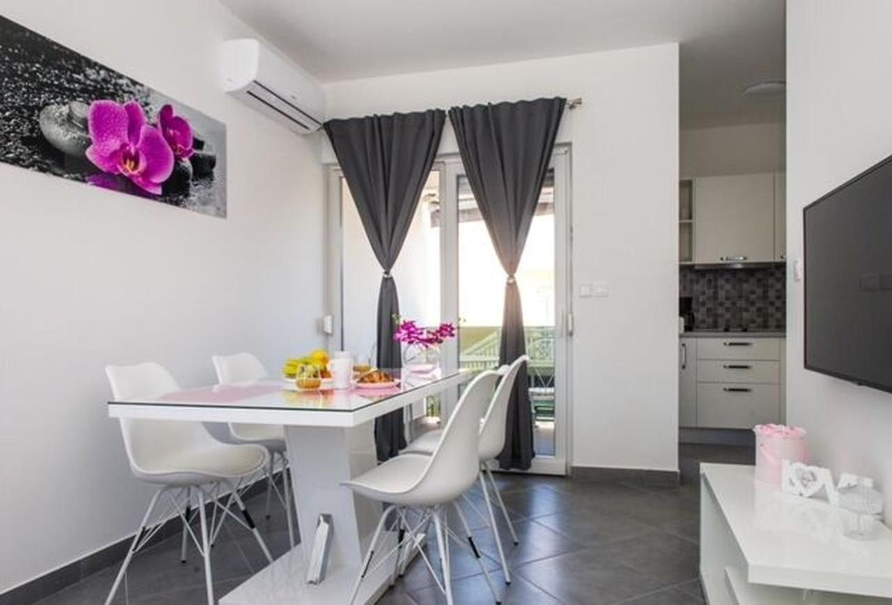 Apartments Zdeslav Rogoznica  Bagian luar foto