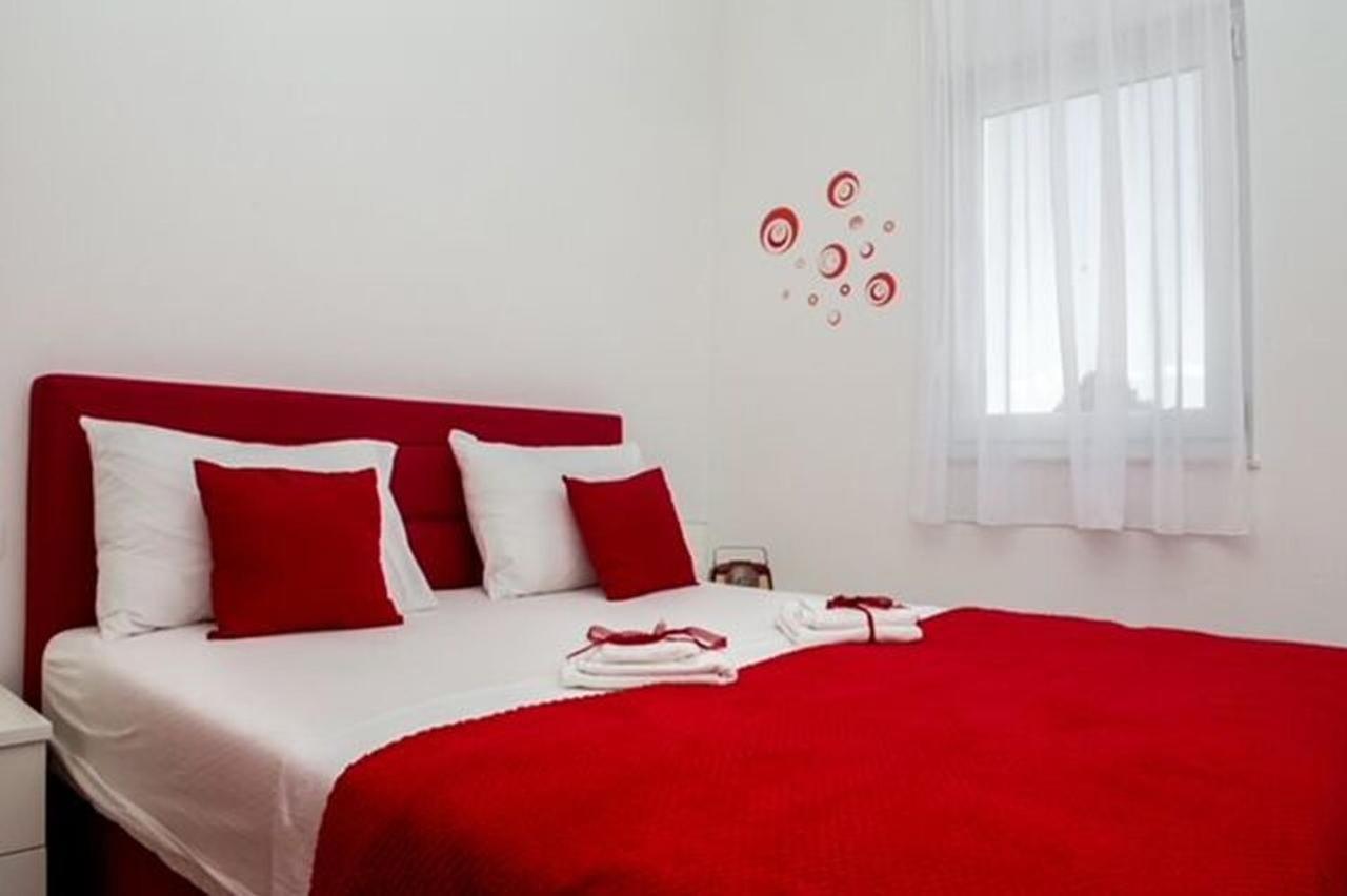 Apartments Zdeslav Rogoznica  Bagian luar foto